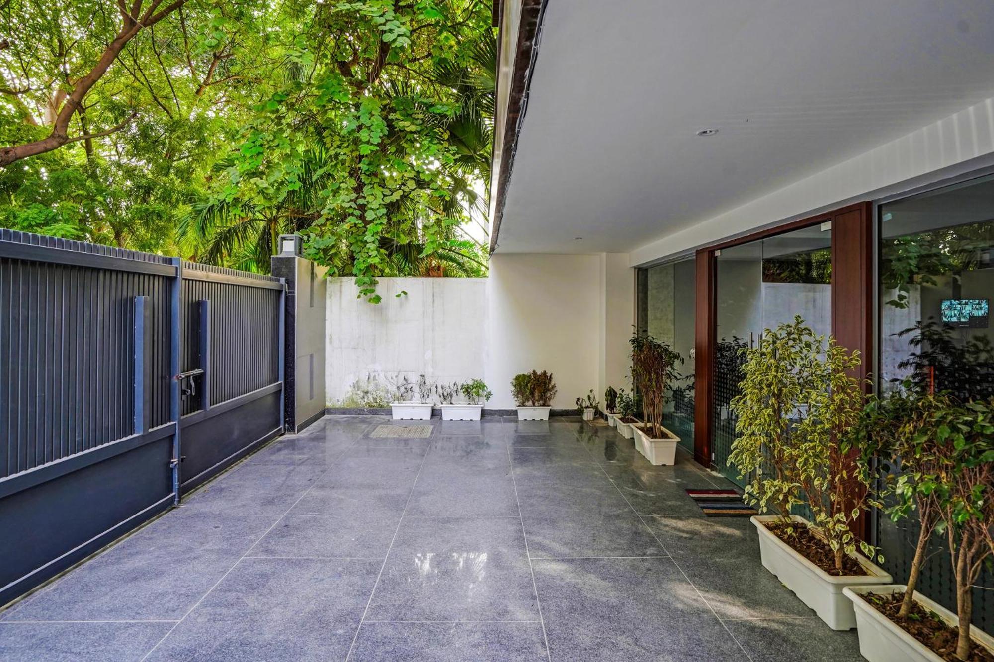 Hotel O Parkinn Gurgaon Exterior photo